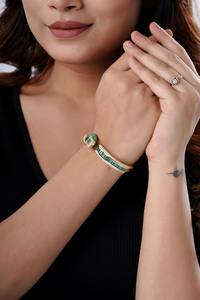 Bracelet en moissanite baguette de luxe hip-hop pour femmes avec un style élégant, moderne et haut de gamme - Product Image 5