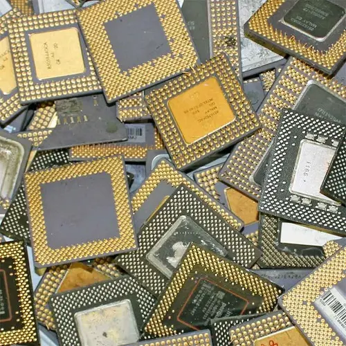 ゴールドピン付きCPUセラミックプロセッサースクラップ (486 & 386 CPUスクラップ)