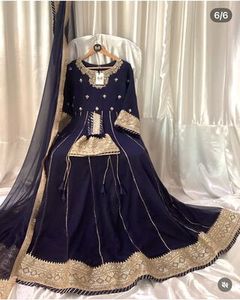 El último vestido Anarkali de diseñador de Fab Zone Faux Georgette Bordado Secuencia Trabajo Ropa india y pakistaní - Product Image 2