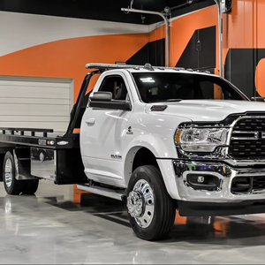 (W&T) PROMOCIÓN Venta de Camión de Remolque Usado RA'M 5500 SLT REG CAB 120"C/A 4X2 2022 con Elevador de Ruedas - Product Image 1