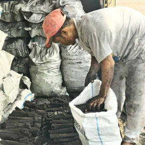 {HOT - DEAL} -CHARBON DE BOIS NATUREL EN MORCEAUX POUR L'EXPORTATION DE BBQ DANS LE MONDE ENTIER/HAUTE QUALITÉ DU VIETNAM - Product Image 4