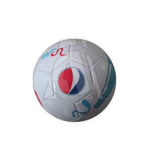Ballons de football exigés par le client ballons de football promotionnels fabriqués en usine sports de plein air utilisent des ballons de football promotionnels - Product Image 1