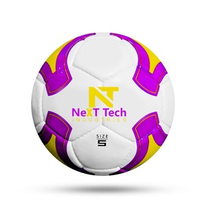 Tech Industries Ballon d'entraînement de football Matériau PU à des fins d'entraînement avec un design personnalisé et un logo personnalisé - Product Image 3