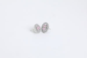 Pendientes de estilo clásico con diamantes americanos a la moda a precio de fábrica para mujer para fiesta de boda exportados directamente desde la India - Product Image 4