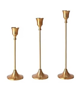 Elegante candelabro de metal para Decoración y Eventos de larga duración, elegante producto en oferta - Product Image 2