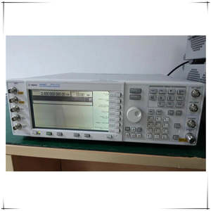 Générateur de signal Agilent E4437B d'occasion, fabriqué aux États-Unis, avec forme d'onde sinusoïdale - Product Image 2