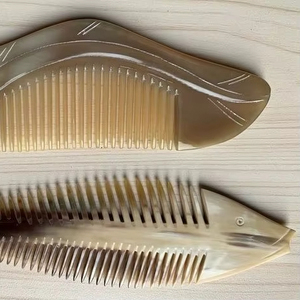 Peine de Cuerno de Buey Natural de Lujo, Pulido, Estilo Animal, Tallado a Mano - Product Image 5