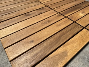 Baldosas de Madera de Acacia de Vietnam, Diseño Contemporáneo, Impermeables, Antideslizantes, Acabado Aceitado, Garantía de Más de 5 Años - Product Image 3