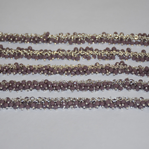 Chaîne de perles de prière épaisse en verre lavande magnifiquement enroulée de fil argenté pour la fabrication de bijoux - Product Image 2