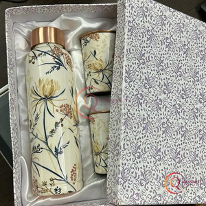 Juego de botellas de cobre y metal moderno con 2 vasos Botella de 1000 ml con vaso para beber (paquete de 1 Cobre) Último modelo de calidad premium - Product Image 2