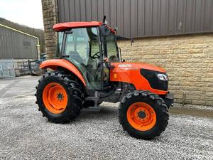 รถแทรกเตอร์คูโบต้า M7040 4WD 70 แรงม้า ดีเซล ใหม่และมือสอง สำหรับการเตรียมพื้นที่เกษตรกรรมและการปฏิบัติงานภาคสนาม - Product Image 6