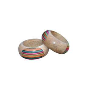 Anneaux de serviette en bois de manguier antique de conception moderne faite à la main couleur naturelle porte-serviettes écologique pour les mariages Table à manger Stock! - Product Image 1