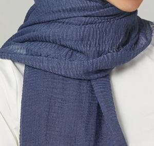 Vente en gros Dernières tendances Foulard en coton de style turc arabe islamique musulman Respirant Anti-statique Hijab pour femmes Eid Hajj Ramadan - Product Image 4