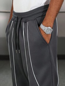 Gris foncé Ligne Réfléchissante Velours Côtelé Droit Joggers Hommes Pantalons Lavés Pantalons de Survêtement Lourds Taille Élastique Streetwear Pantalon - Product Image 6