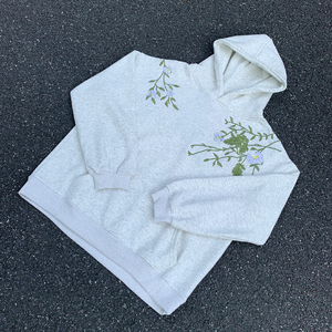 เสื้อฮู้ดดี้โอเวอร์ไซส์ผ้าเฟรนช์เทอร์รี่ปักลายดอกไม้สไตล์ใหม่สำหรับฤดูหนาวแบบยูนิเซ็กซ์ ผลิตโดยผู้ผลิตเสื้อผ้าสตรีทแวร์ - Product Image 1