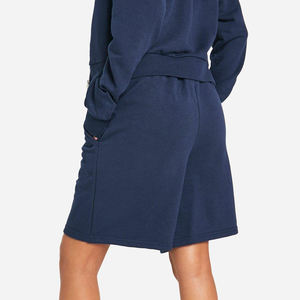 Dernière conception 2025 short pour femme short boxy avec logo imprimé DTF de haute qualité avec poches latérales short sans corde pour femme - Product Image 2