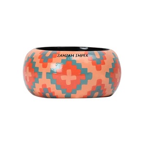 2025 nouveauté luxe fabriqué à la main multicolore bracelet en bois pour les femmes ZAM ZAM IMPEX peint à la main mode taux raisonnable - Product Image 2