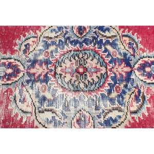 Vintage Turkish Rug 4.5x6.9 ft (138x210 cm), <b>Red</b> Ombr <b>Wool</b> Rug - Product Image 5