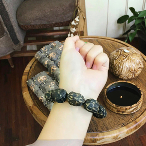 12mm - 15mm perles oud bracelet bois d'agar bois naturel bijoux bois d'agar bijoux bracelet à breloques parfum chauffant - Product Image 1