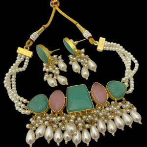 Collier ras du cou Kundan du fabricant indien perle plaqué or fêtes de mariage forme personnalisée tenue de mariée en vrac - Product Image 1