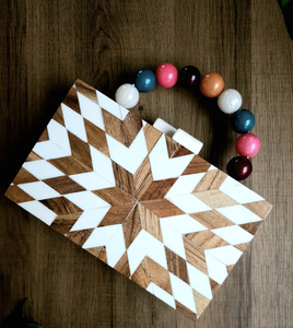 กระเป๋าคลัทช์ไม้ทรงกลมสีน้ำตาล กระเป๋าคลัทช์ไม้เรียบง่ายพร้อมสายสะพาย - Product Image 2