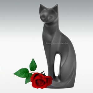 Urne en forme de chat en laiton antique pour les cendres d'animaux de compagnie Urne de crémation en aluminium de haute qualité - Product Image 4