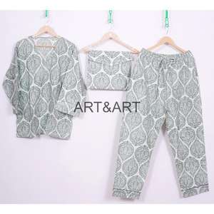 Ensemble de pyjama décontracté en coton pour femmes indiennes, imprimé floral fait à la main, avec fermeture à boutons, séchage rapide et doux pour la peau, chemise d'été - Product Image 5