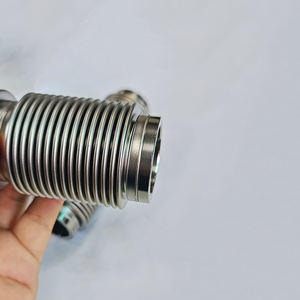 Tubo <span class=keywords><strong>flexible</strong></span> corrugado de acero inoxidable con fuelles metálicos doblemente soldados, fuelles metálicos 304 hechos a medida - Product Image 1