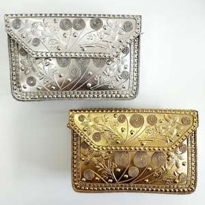 Bolso de mano de metal de latón hecho a mano para mujer, bolso de mano para fiesta, novia, matrimonio, embrague para mujer por HF CRAFTS - Product Image 3