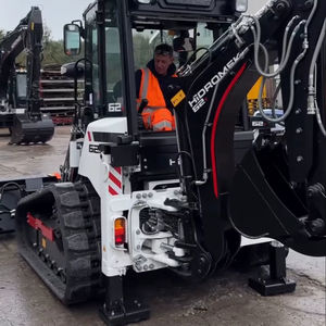 Miniexcavadora y Cargadora Frontal Hidromek HMK 62 SS con Capacidad de Carga Nominal de 6 Toneladas, Motor Perkins, Bomba Hidráulica Huade, Componentes Principales - Product Image 1