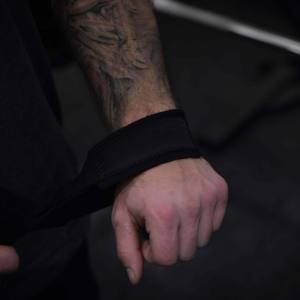 สายรัดข้อมือสำหรับยกน้ำหนักและฝึกความแข็งแรงทำจากนีโอพรีนขนาด18นิ้ว - Product Image 6