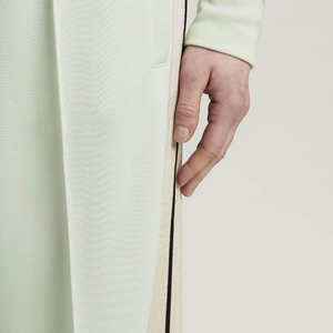 2025 vente en gros nouvelle couleur grande taille femmes coupe ajustée Style régulier vêtements d'hiver séchage rapide taille élastique toile Flare survêtement pantalon OEM - Product Image 5