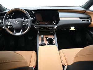 Usado cuidadosamente 2025 Lexus RX 350 Premium 4dr SUV AWD - Product Image 3