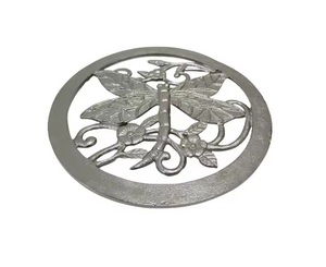 Dessous de plat de cuisine en métal aluminium de couleur rouge Tapis de table en fil métallique résistant aux sous-verres en métal d'usine - Product Image 6