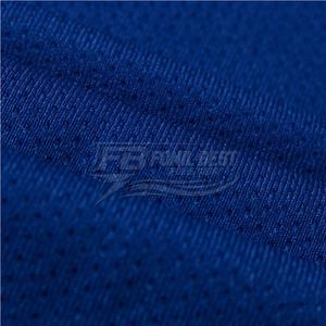 Tenues de football pour hommes 100% polyester Couleurs et logo personnalisés Respirant Séchage rapide Écologique Grandes tailles Vente directe d'usine - Product Image 6