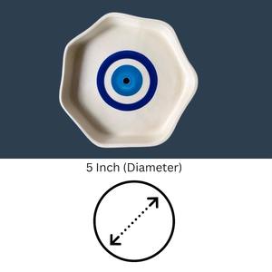 Tasse en céramique Evil Eye avec finition émaillée pour la protection de l'énergie positive et l'utilisation quotidienne disponible à la vente - Product Image 4