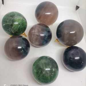Sphère de fluorite naturelle polie, boule de cristal, décoration d'intérieur, pierre Feng Shui, artisanat, améthyste, couleur vert-violet, agate rais - Product Image 4