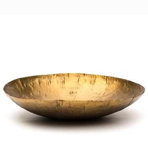 Grand bol de service en laiton de conception traditionnelle avec des motifs en relief adaptés à un usage domestique de mariages ou à des fins de don - Product Image 5