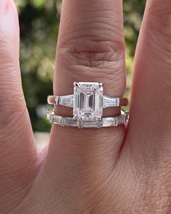 แหวนเพชรโมอีสครึ่งอันปราณีตทันสมัยสำหรับผู้หญิงแหวนบาแกตต์ตัดแบบวางซ้อนกันได้เครื่องประดับของขวัญแต่งงานสำหรับเธอได้รับการรับรอง - Product Image 3