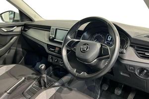 SKODA KAMIQ USADO CON VOLANTE A LA IZQUIERDA/DERECHA - Product Image 3