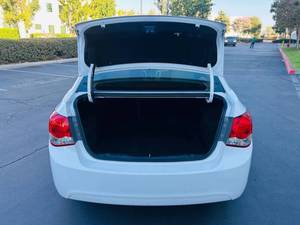 Autos usados en buen estado en venta, Chevrolet Cruze Limited 1LT Auto 2016, Sedán de 4 puertas con 1SD - Product Image 2