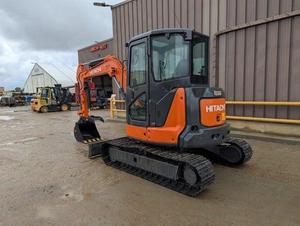 Excavadora usada Hitachi55 Usr con buenas condiciones Hitachi Mini Digger en venta - Product Image 4