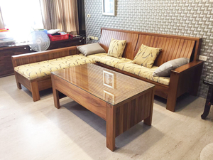 Ensemble canapé en bois de teck en forme de L classique et magnifique de style européen modulaire avec chaises et tables basses pour le salon - Product Image 6