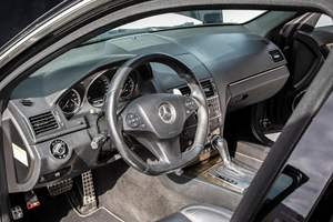 MERCEDES-BENZ C63 AMG SEDAN 2010 D'OCCASION (LHD/RHD) - Product Image 3