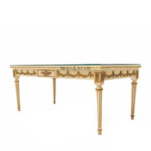 Mesa de Centro Rectangular Blanca de Lujo con Tapa de Cristal, Arte Floral Pintado a Mano y Detalles en Latón Dorado para Interiores Clásicos - Product Image 5