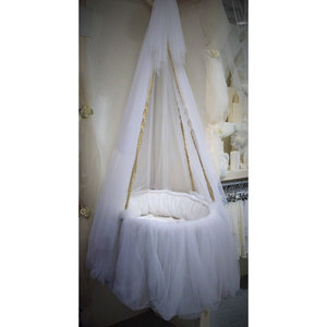 Berceau à bascule classique en rotin pour bébé - Lit suspendu portable de luxe pour nourrissons, design moderne et classique pour la maison, l'hôtel ou le parc - Product Image 1