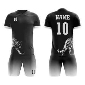 Uniforme de football doux au toucher confortable et respirant taille adulte coupe ajustée uniforme de football pour hommes/couleur unie de haute qualité pour hommes - Product Image 4