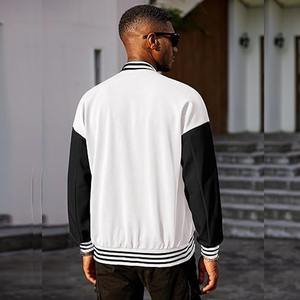 Chaqueta de béisbol universitaria para hombre de la mejor calidad chaqueta de hombre con mangas de cuero de chenilla bordadas con letras de grafiti personalizadas - Product Image 3