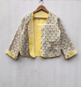 Vestes bohèmes florales matelassées faites à la main, style floral en coton, veste manteau automne hiver, streetwear réversible, cadeau pour elle - Product Image 2