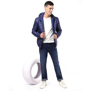 Veste matelassée en toile pour homme avec col montant et logo frontal, respirante et à séchage rapide, idéale pour l'hiver - Product Image 4